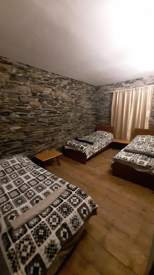 Guesthouse Svanuri Sakhli Ushguli Esterno foto