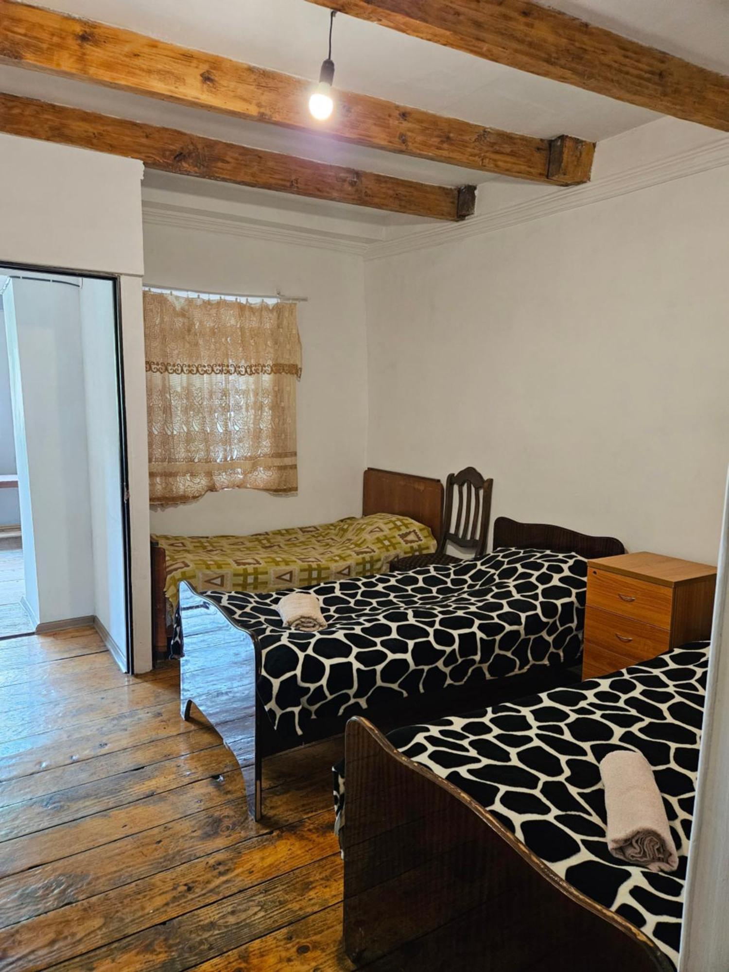 Guesthouse Svanuri Sakhli Ushguli Esterno foto
